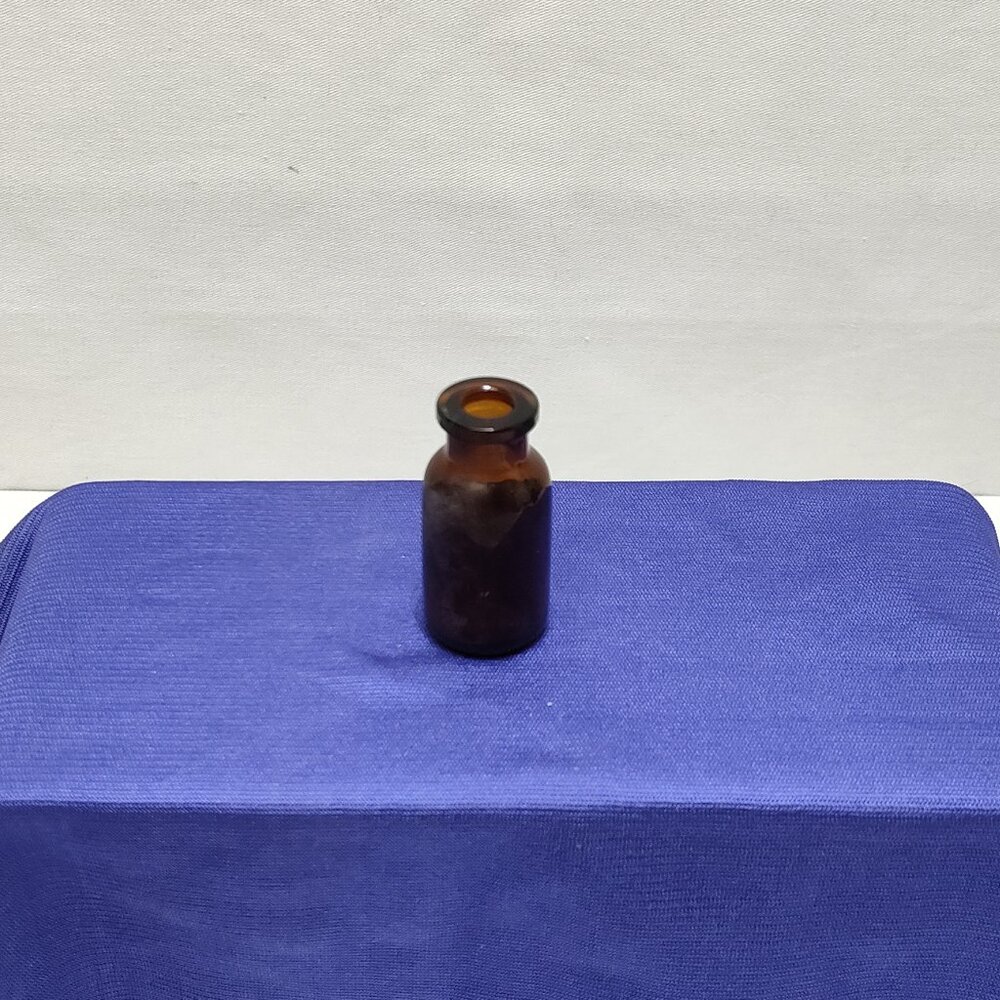T.C. Wheaton & Co. T.C.W. Co. USA 28 Apothecary Med Bottle 2" Collectible RARE